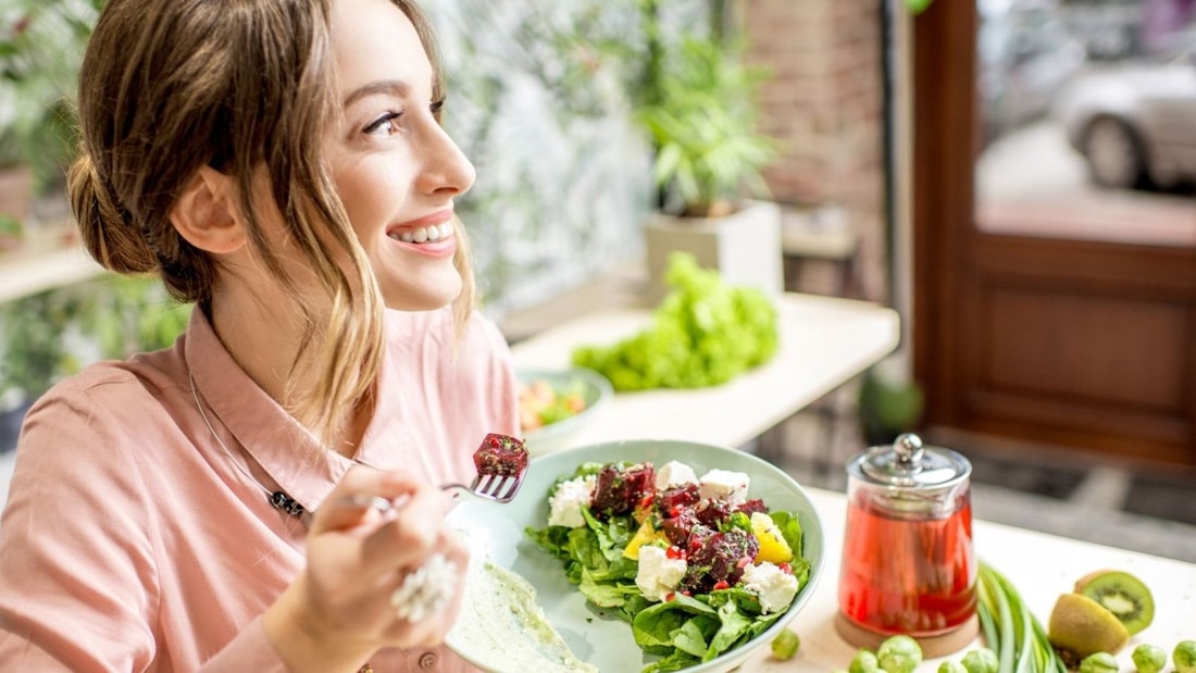 Une diététicienne révèle les 3 piliers de son plan alimentaire anti-cholestérol