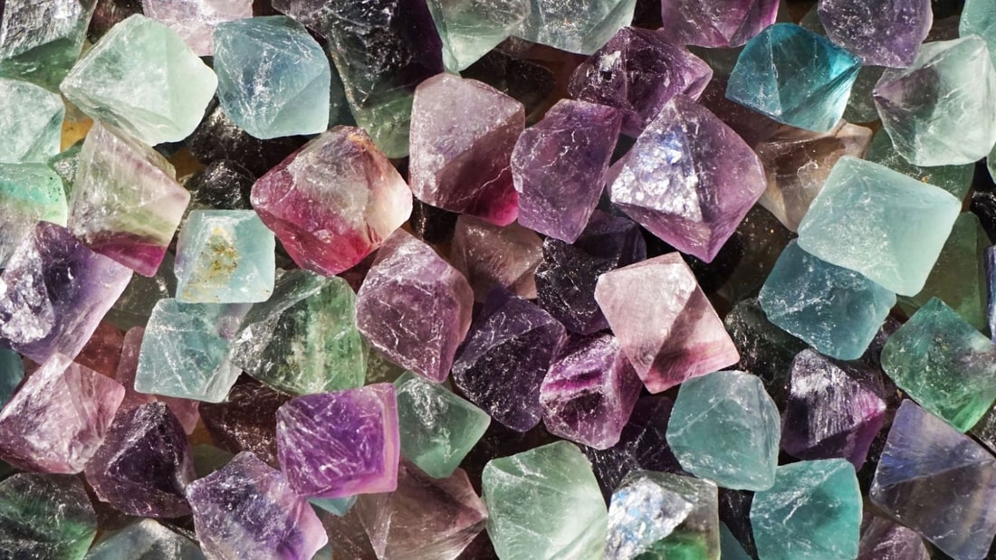 Fluorite: Découvrez les Vertus Fascinantes de la Pierre Fluorite