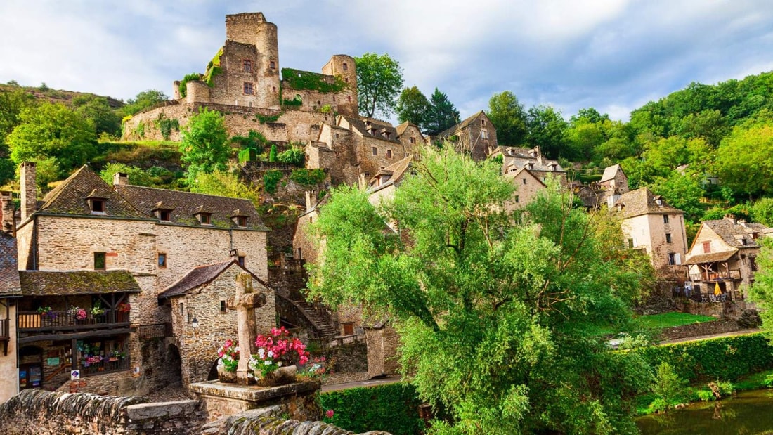 Dans l'Aveyron, un village médiéval de 192 habitants classé parmi les Plus Beaux Villages de France