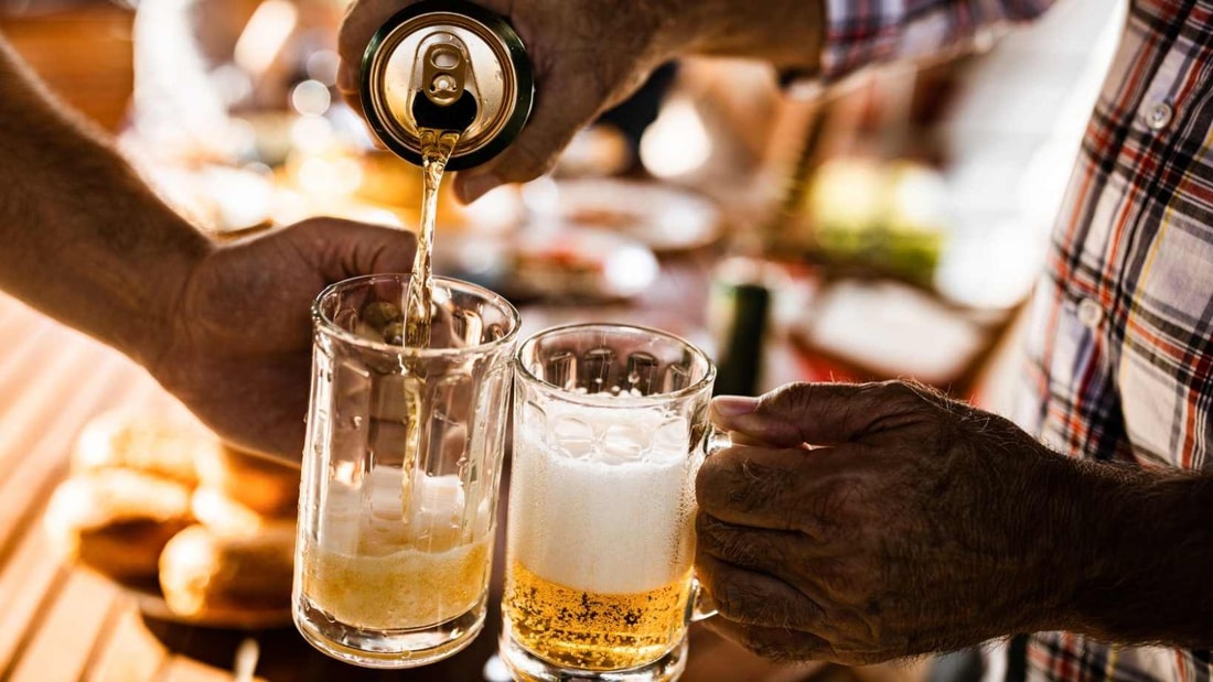 Arrêtez d'acheter de la bière en bouteille ! La bière en canette est bien meilleur selon ce brasseur