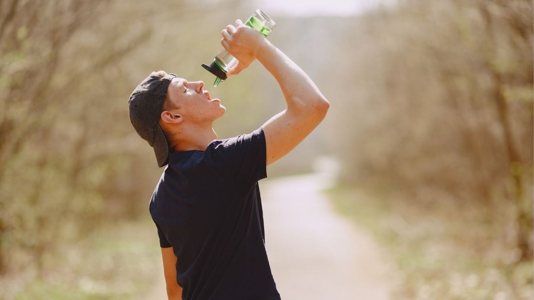 73% des Français ignorent l'impact désastreux de cette boisson sur l'hydratation