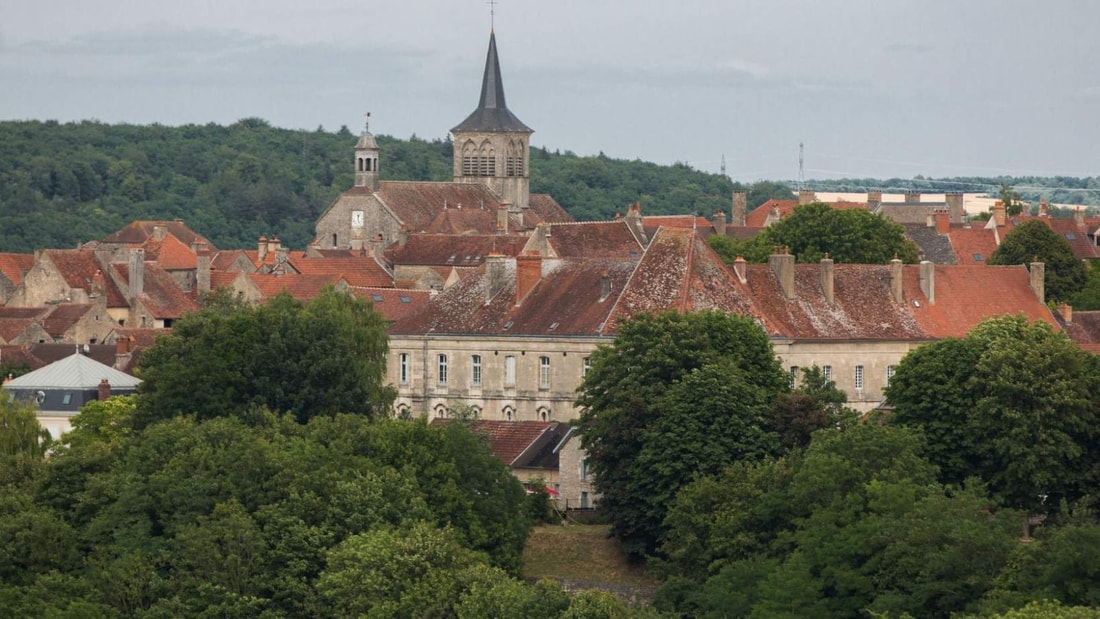 300 habitants produisent 200 tonnes d'Anis par an depuis 1591 dans ce petit village