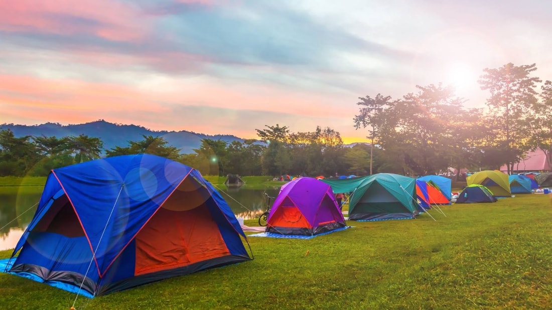 À 1h de Paris, ces campings les pieds dans l'eau vont vous faire déconnecter pour de bon