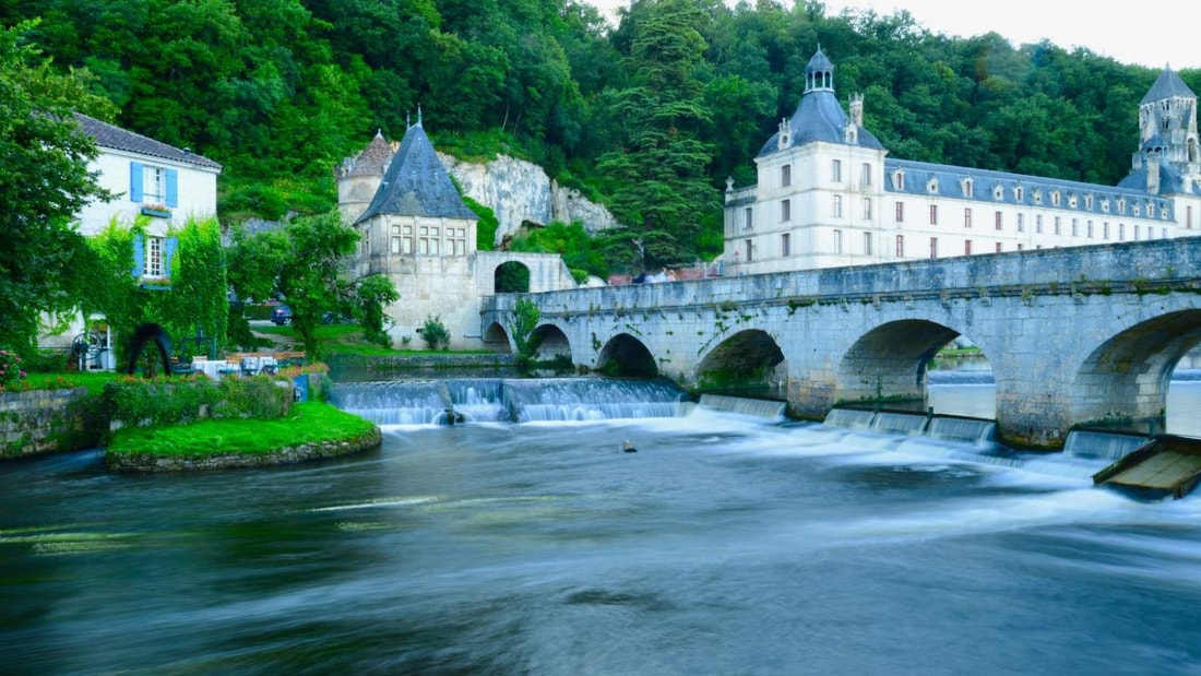 Brantôme : 87 chalets de Noël au bord de la Dronne les 14-15 décembre