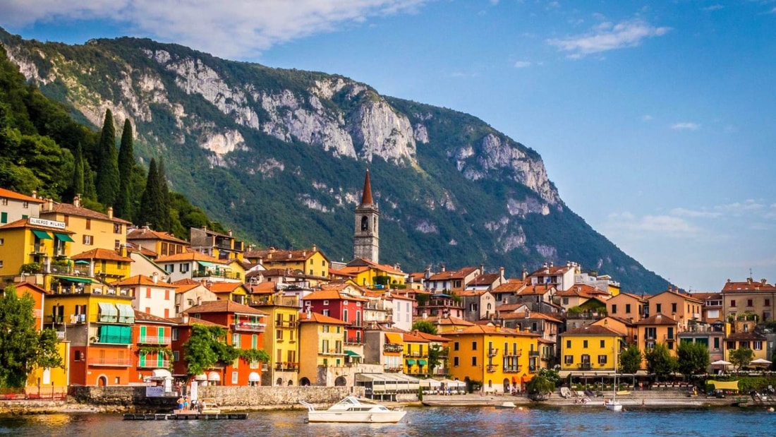 Ce village italien de 3000 habitants abrite 146 km² de lac et 400 m de mystère