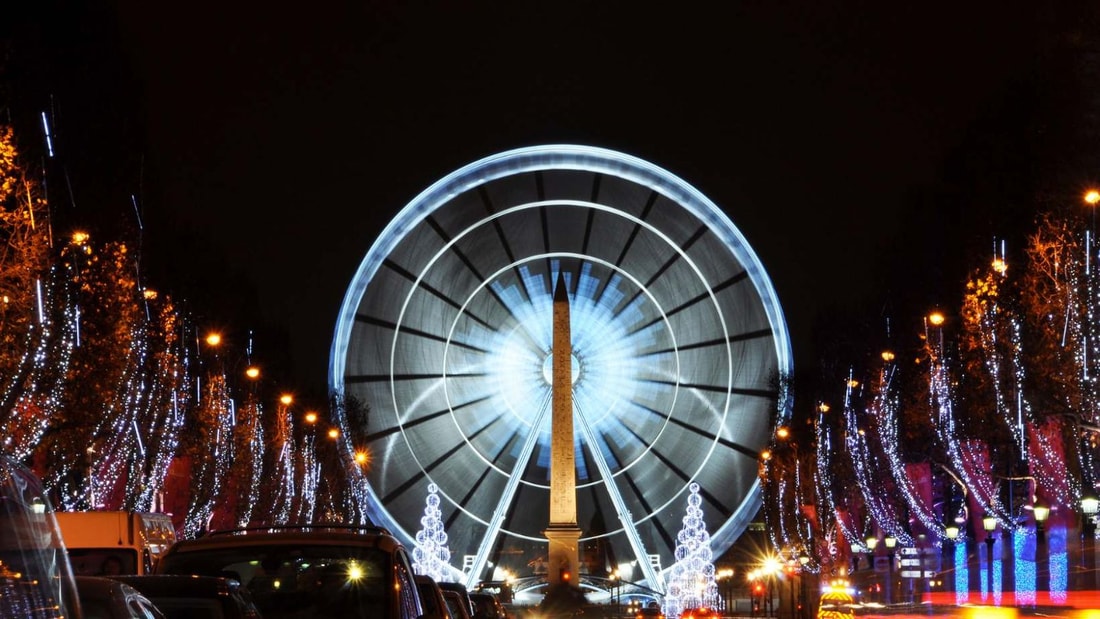 1 million d'ampoules LED illuminent les Champs-Élysées pour Noël