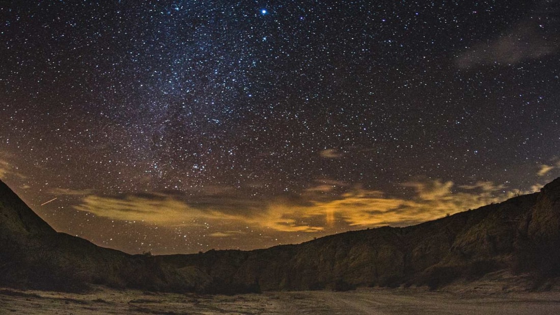 Nuit magique sous 1 million d'étoiles au cœur du désert omanais