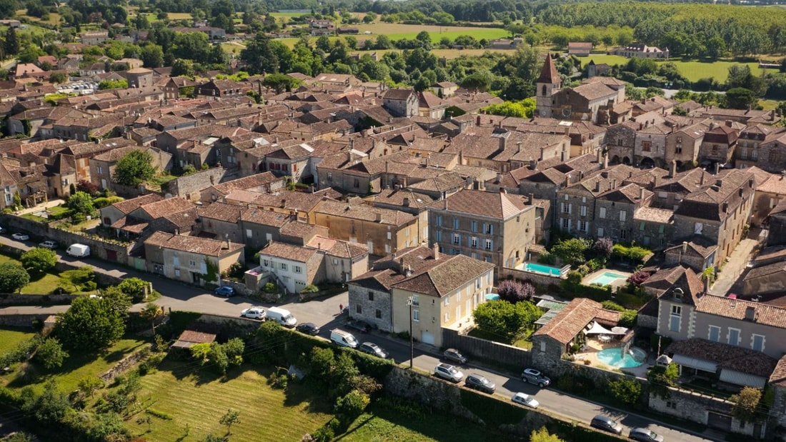 Visitez ces 9 villages fortifiés du Sud-Ouest à visiter - 800 ans d'architecture préservée