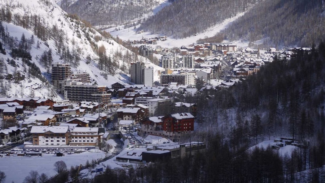 5 stations de ski des Alpes où la fête bat son plein