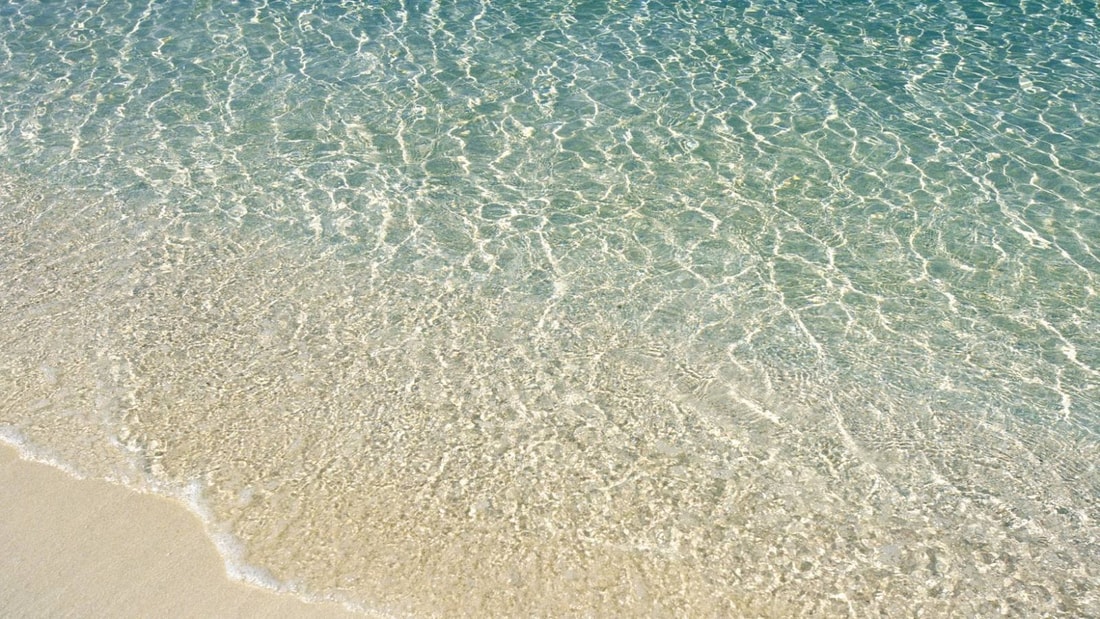 Cette plage cachée de Cassis offre des eaux cristallines et une vue imprenable sur le Cap Canaille