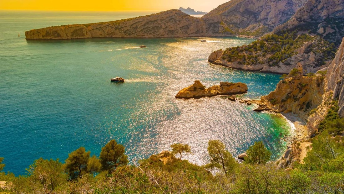 Ce parc national près de Marseille est un paradis pour les randonneurs et les amateurs de calanques !