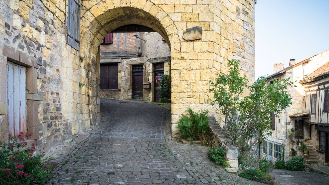 À 1h de Toulouse, 1000 ans d'histoire cachés dans les ruelles pavées de ce joyau gothique