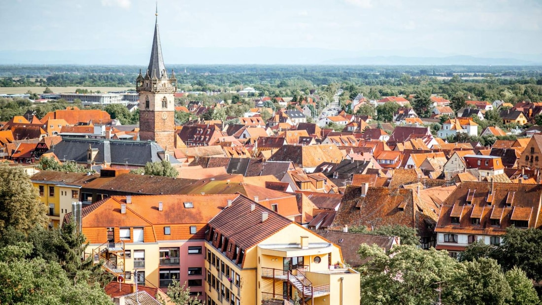 Village du 15e siècle, 6 seaux, des vins d'exception et 1 clocher magique à 30 km de Strasbourg