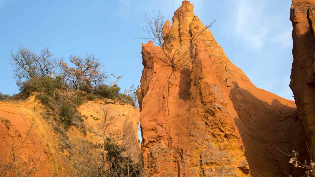 Ocres de Provence, citadelles corses : ces pépites françaises qui subliment l'automne