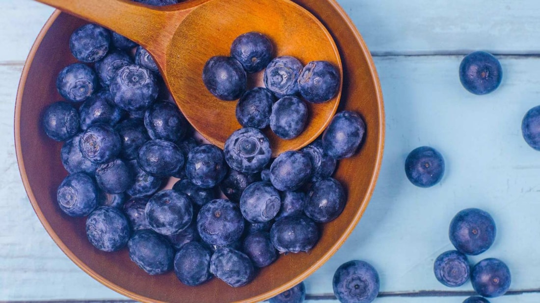 Myrtilles : 10 super-pouvoirs santé de ce petit fruit des bois