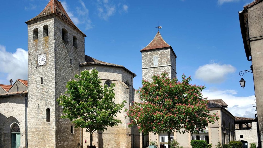 Quel village médiéval du Tarn-et-Garonne transforme son histoire en jeu de l'oie géant ?