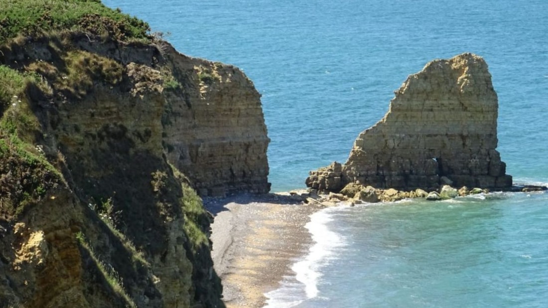 Omaha Beach, un livre d'Histoire à ciel ouvert qui se feuillette au gré des marées