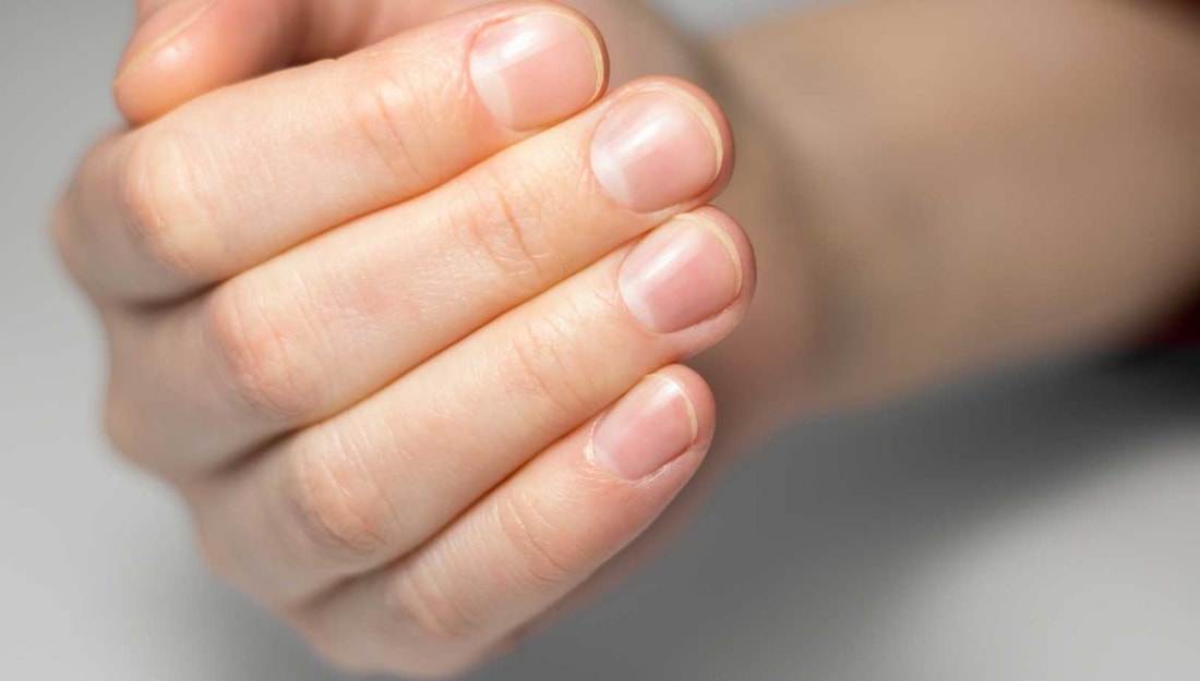 Vous rêvez d'ongles parfaits ? Ce rituel hebdomadaire de 10 minutes va changer votre vie