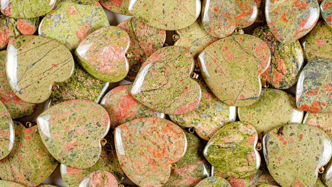 Unakite: Le Joyau de l'Équilibre et de l'Harmonie – Tout savoir sur la Pierre Unakite