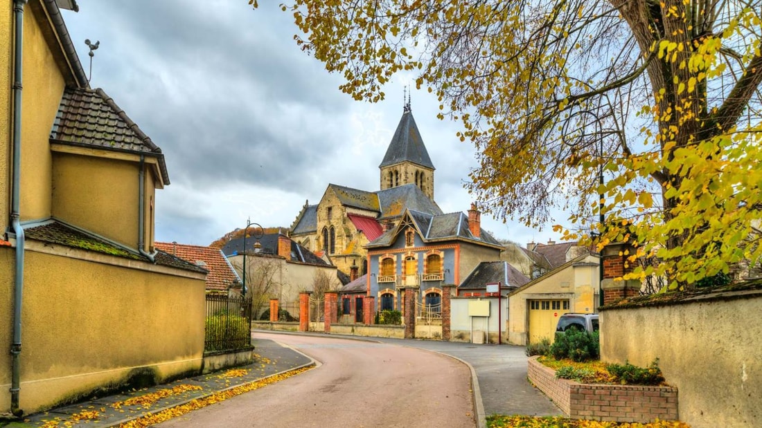 23 000 habitants et 200 millions de bouteilles de champagne : le ratio exceptionnel d'Épernay