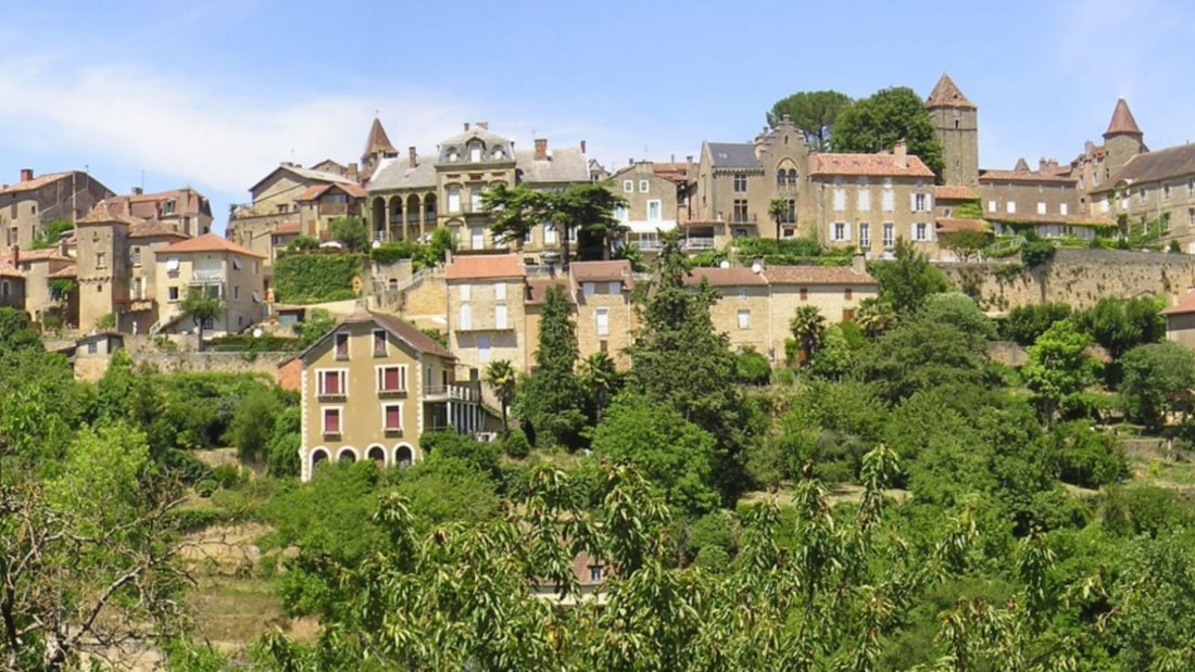 1400 habitants vivent au-dessus d'un réseau de grottes habitées depuis des siècles