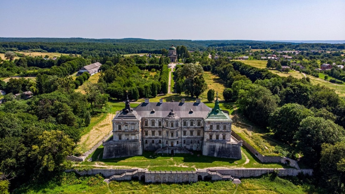 Dans ce château de l'Ain, marchez sur les pas de Voltaire qui y séjourna en 1756