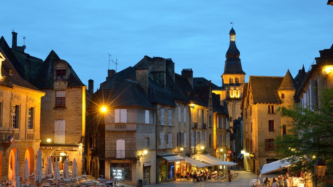 Ce marché vieux de 7 siècles attire jusqu'à 15 000 visiteurs chaque samedi