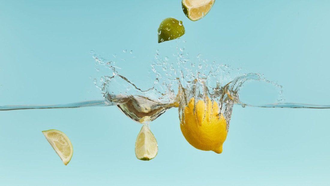 Quand consommer de l'eau citronnée pour optimiser la perte de poids ? Un spécialiste répond