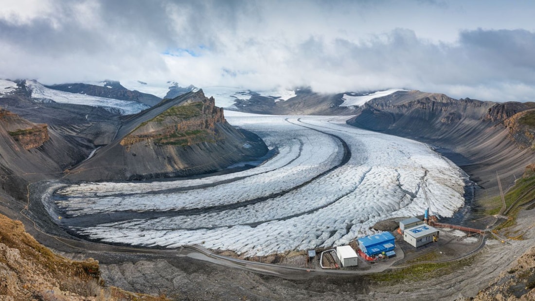 C'est le plus grand laboratoire glaciaire d'Europe sur 57 hectares au cœur des volcans d'Auvergne