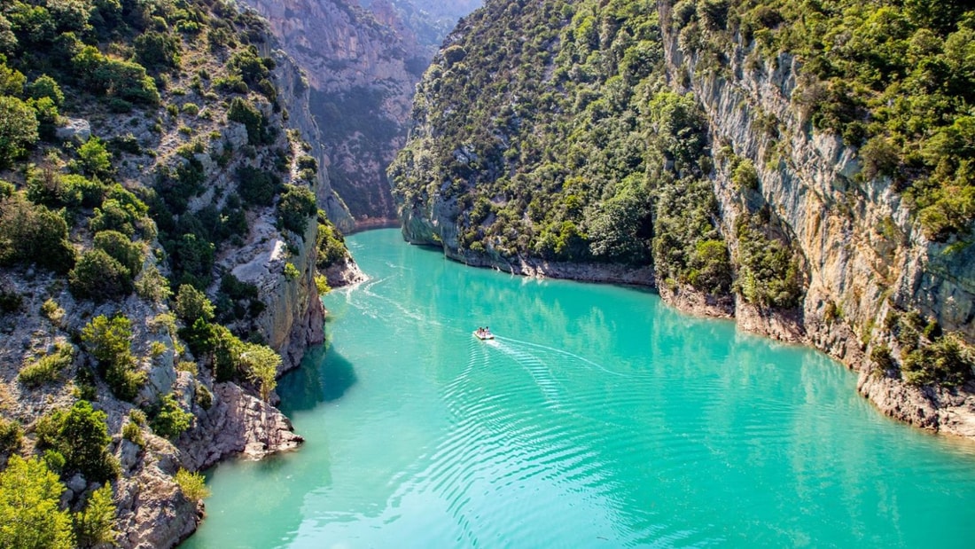 Quel est le plus beau lac de la région Provence-Alpes-Côte d'Azur ?