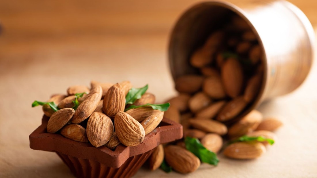 Manger trop d'amandes : un nutritionniste explique les dangers potentiels