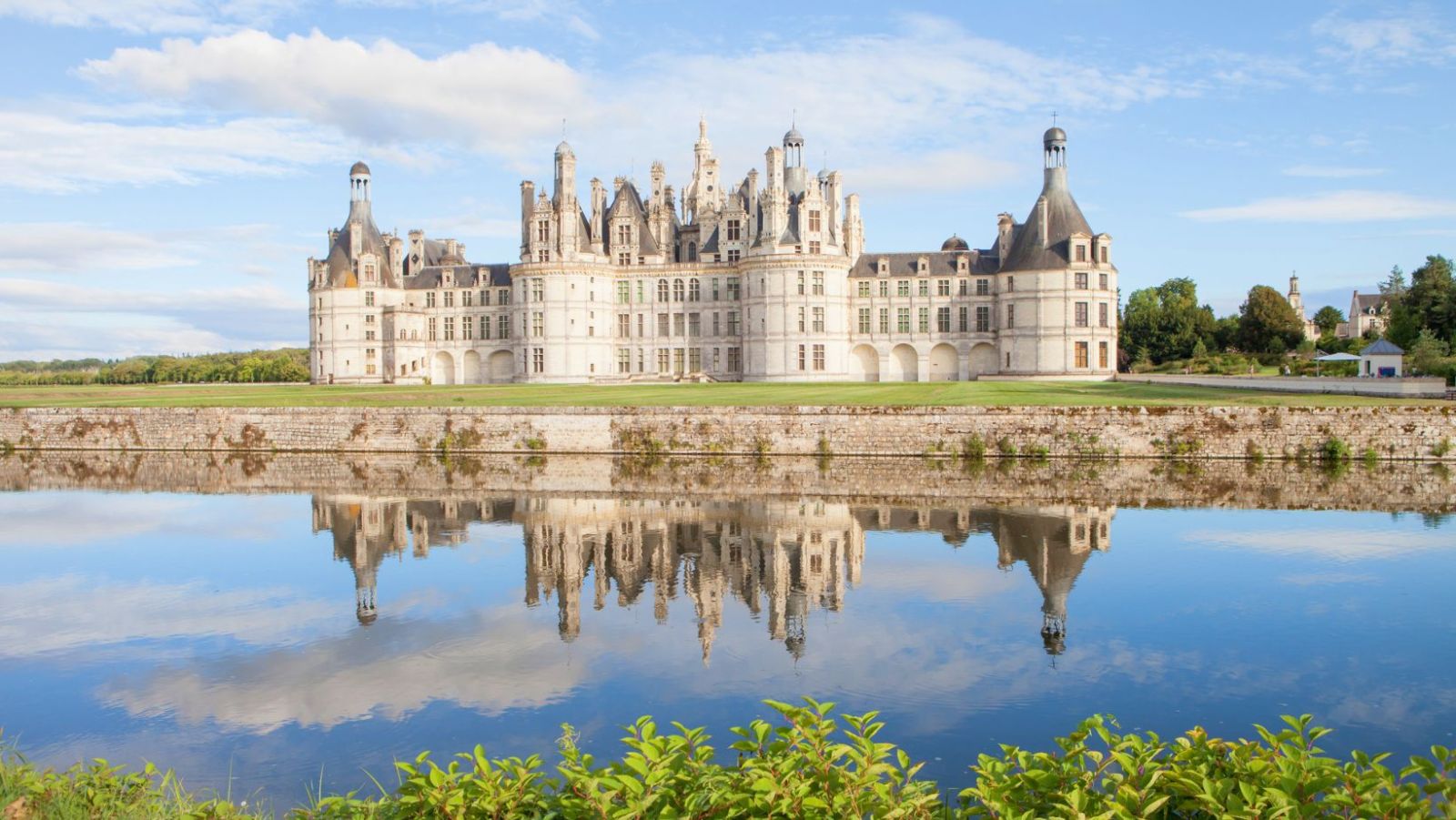 10 amazing french castle to visit