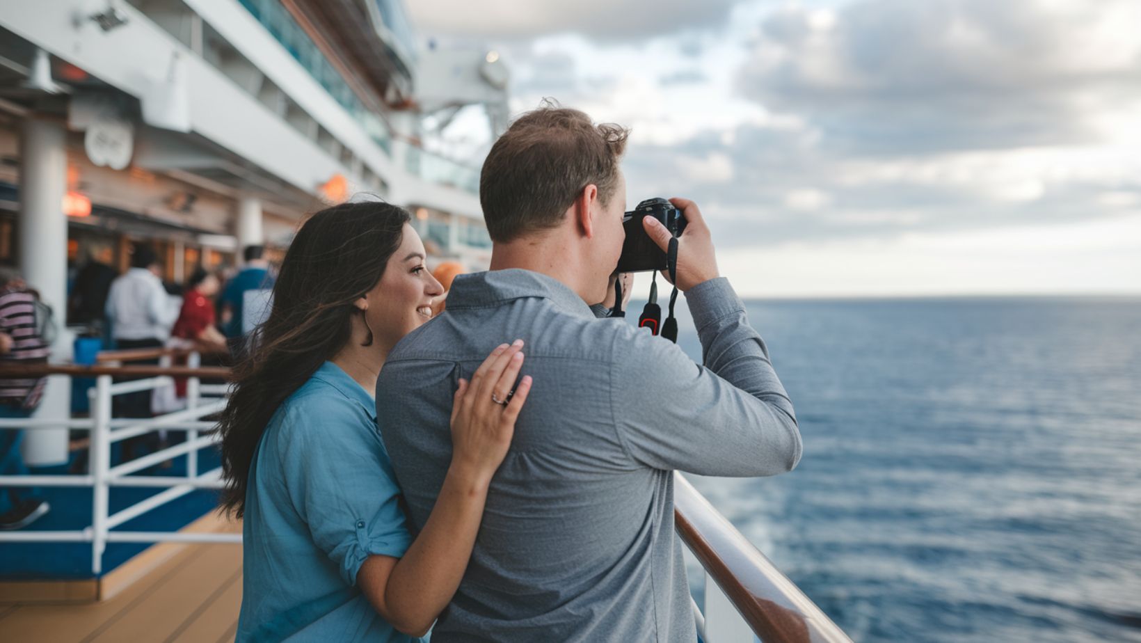 1 year anniversary cruise trip couple in love