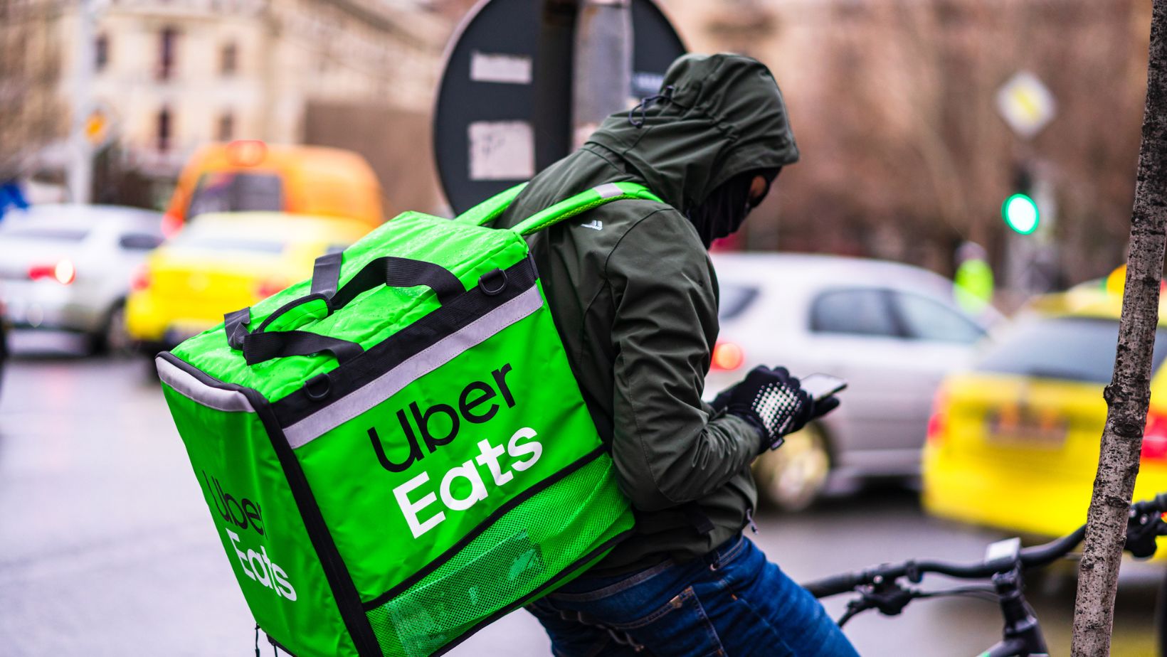 uber eats salary freelance