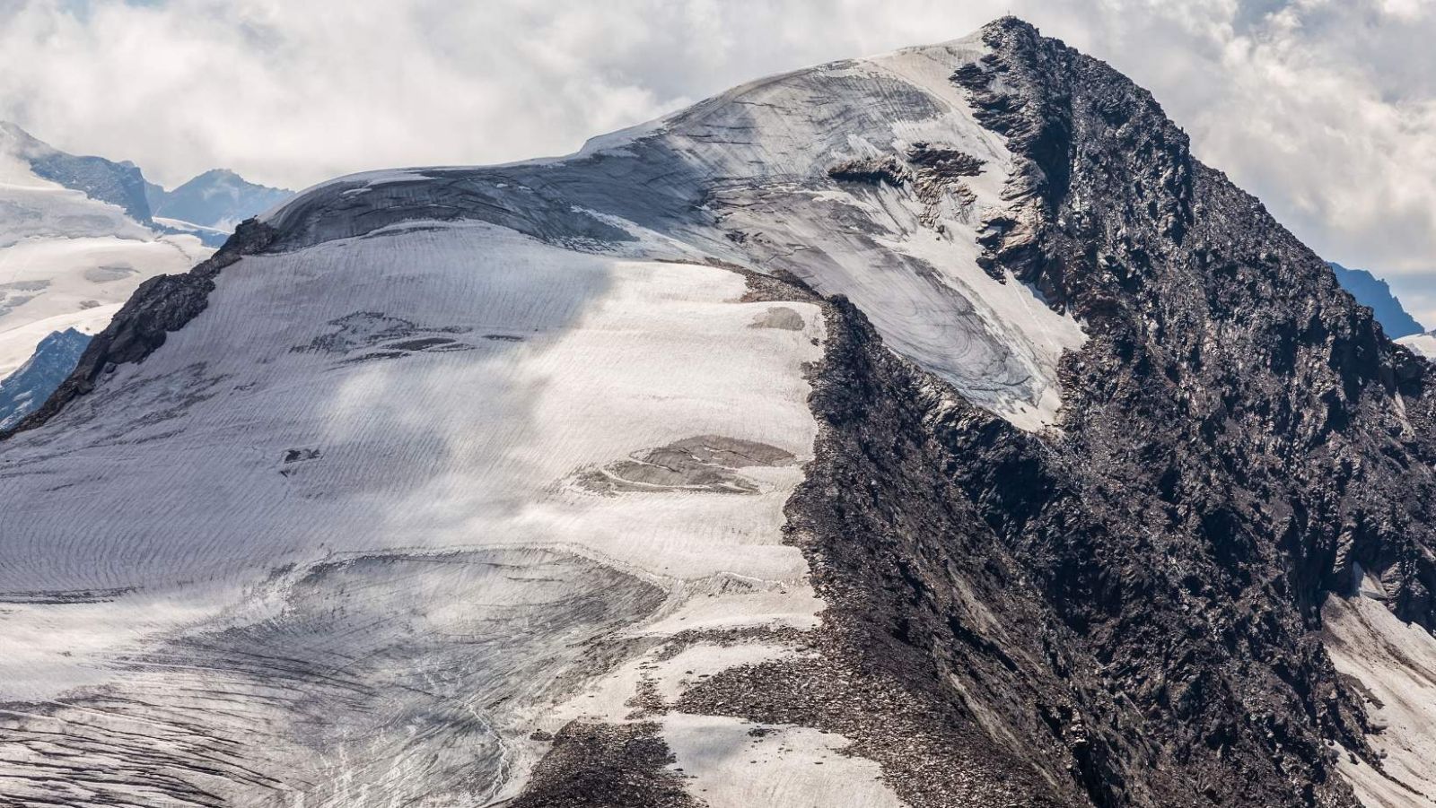 5 parcs européens où observer 60 glaciers et 275 sommets enneigés en février