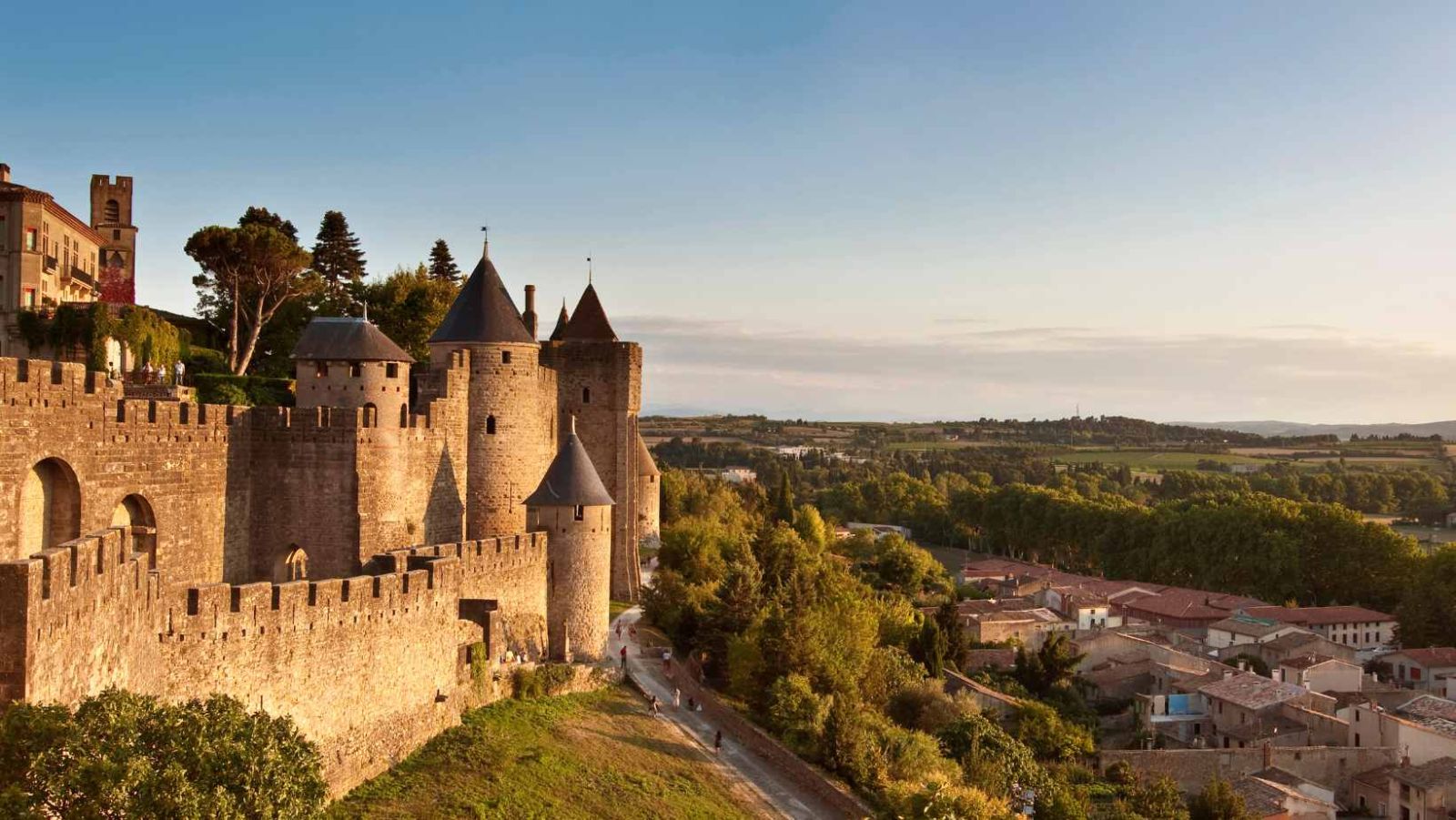 3 km de remparts et 3 millions de visiteurs : Carcassonne dévoile 2500 ans d'histoire à explorer cet hiver