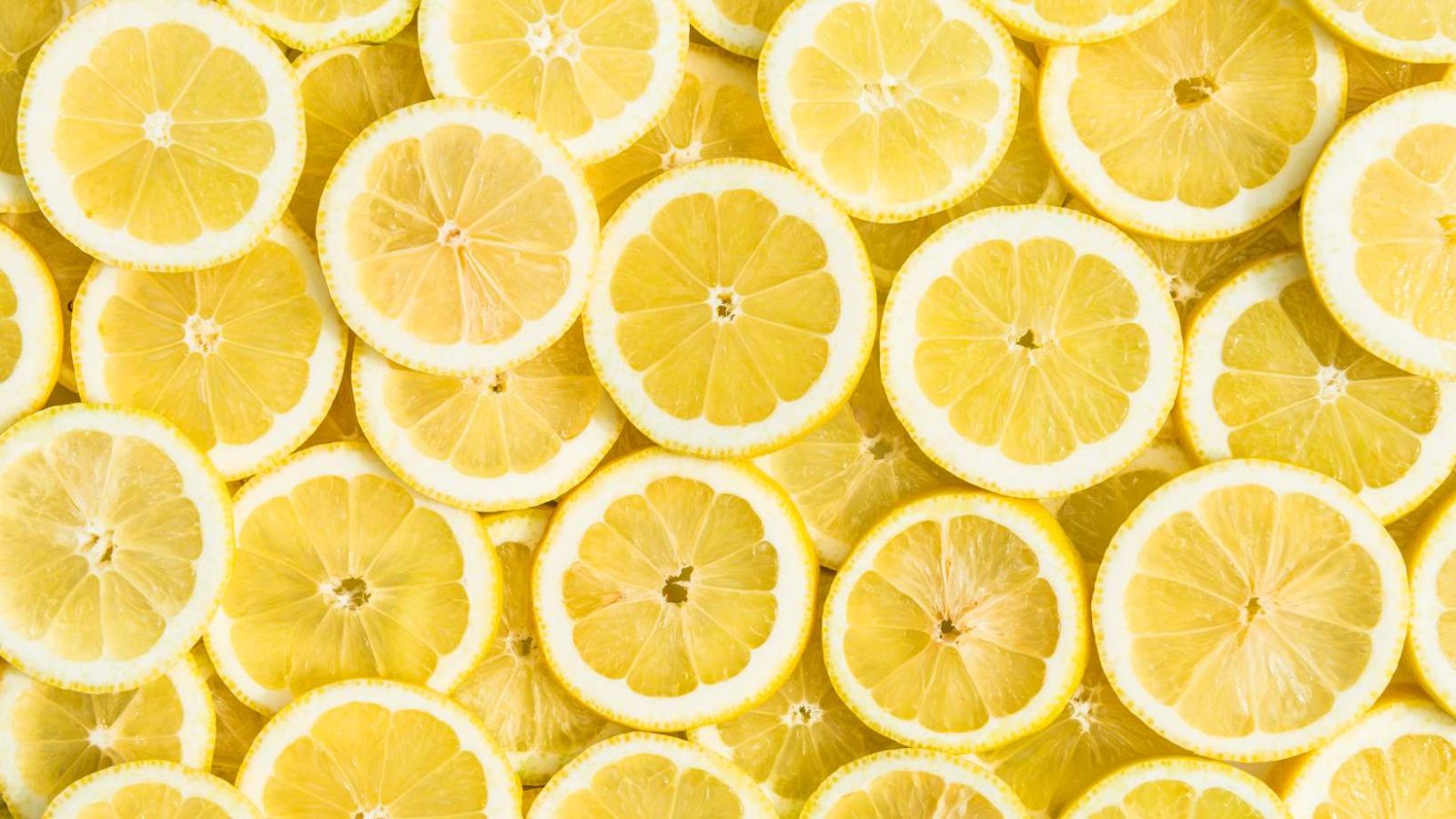 Eau citronnée : 8 raisons d'adopter cette boisson santé au quotidien