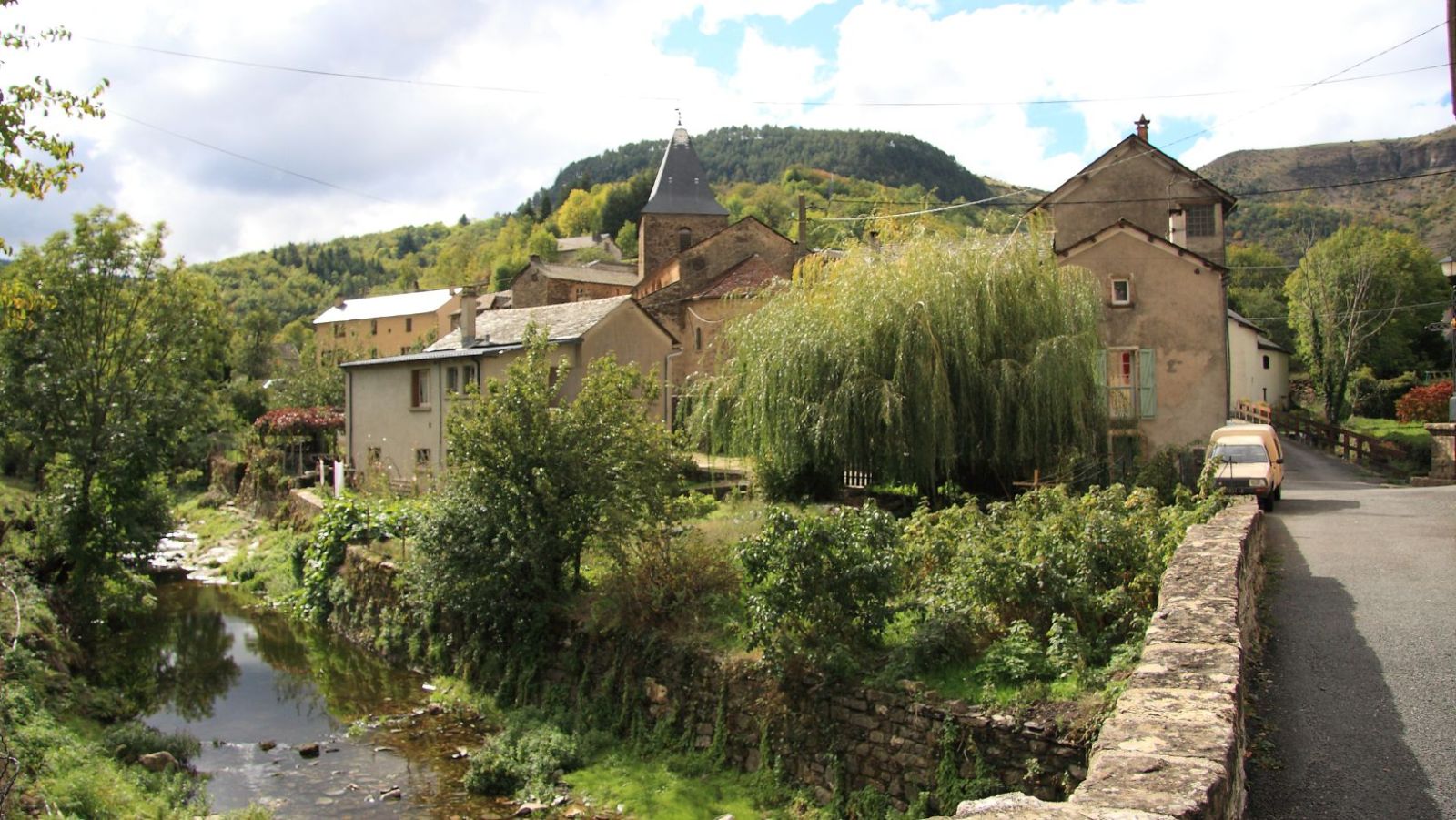 300 habitants vivaient dans ce village d'altitude au 19e siècle, ils ne sont plus que 42